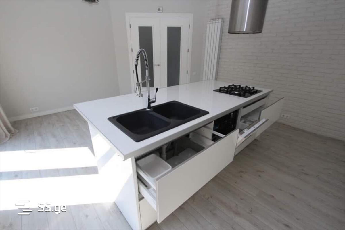 4 Room Flat For Rent. Vake view 5