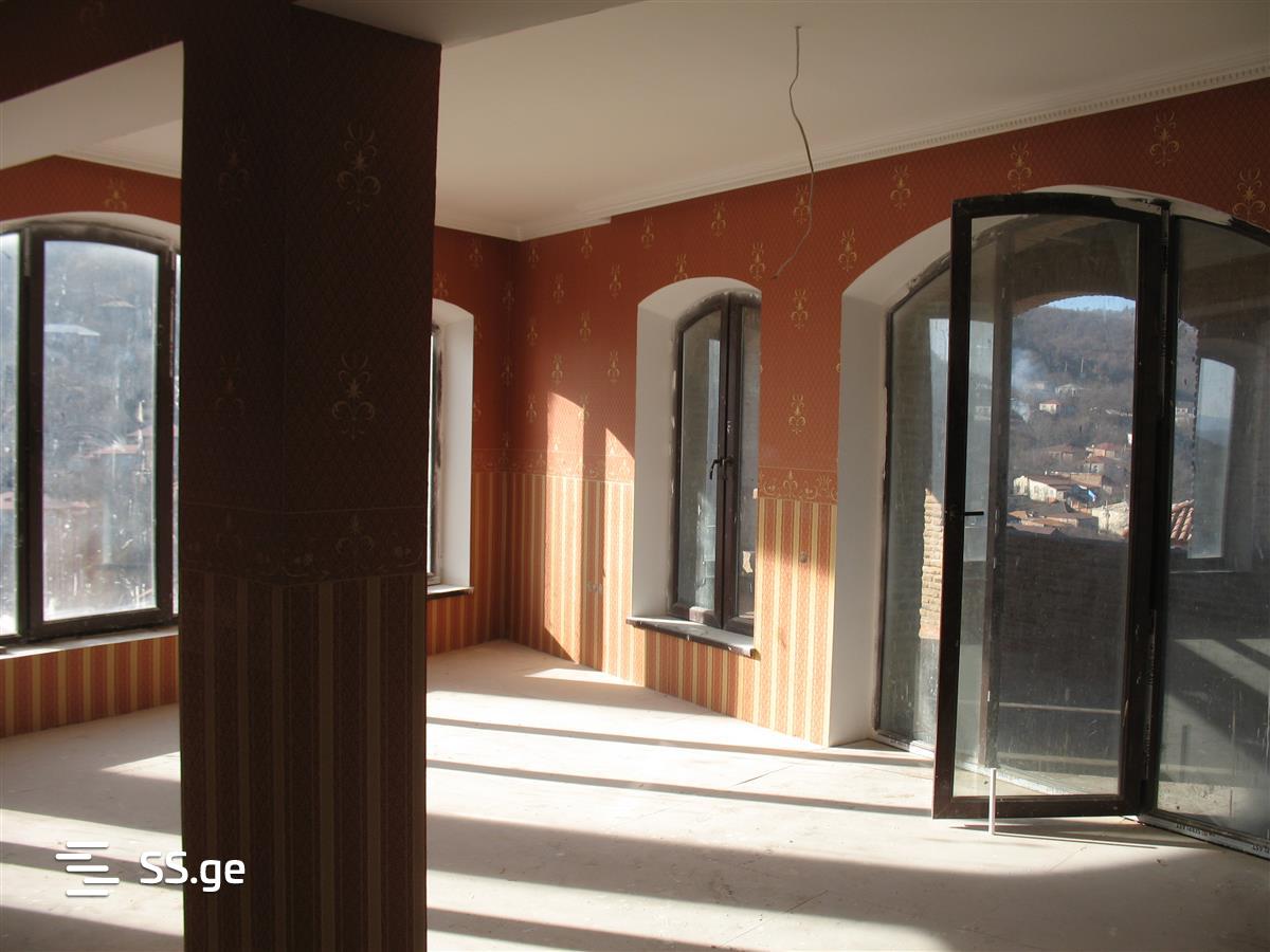 10 Room Hotel For Sale view 3