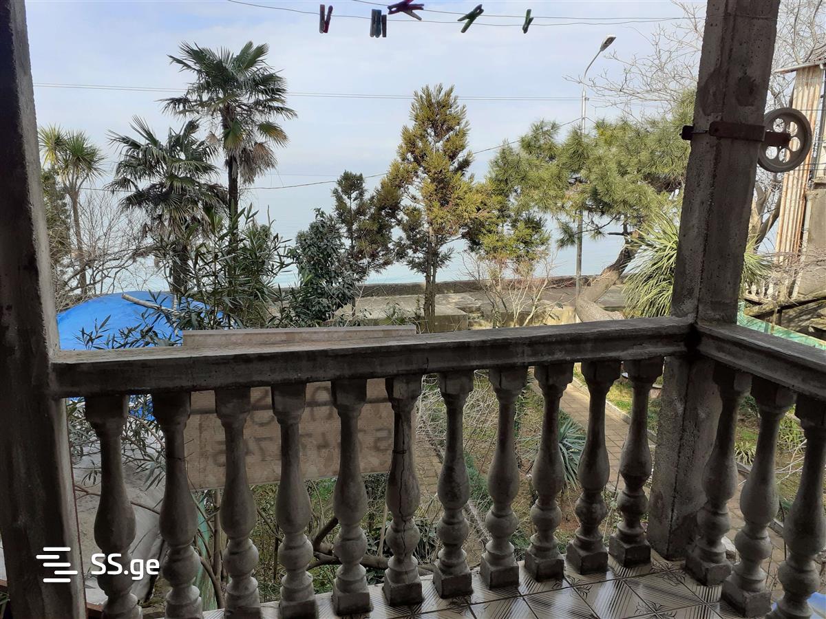 3 Room Flat For Sale view 1