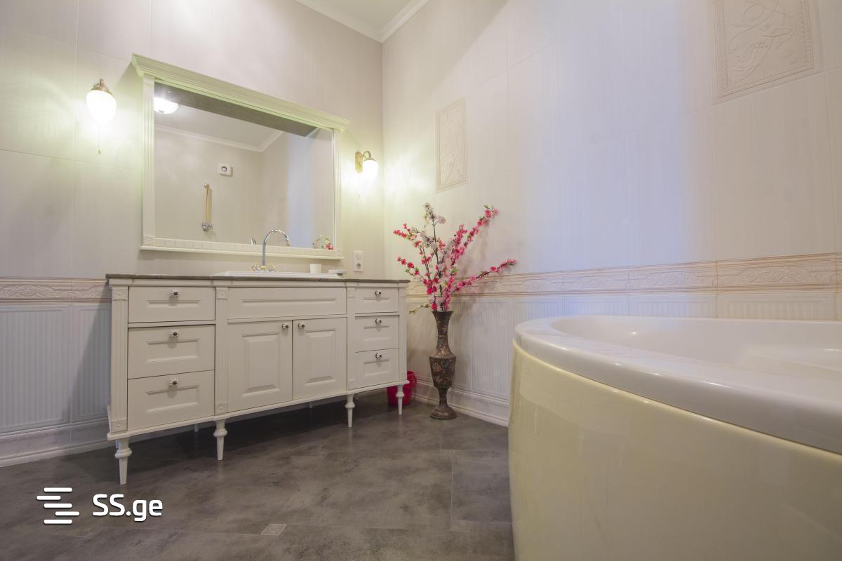 4 Room Flat For Rent. Lisi Lake view 7