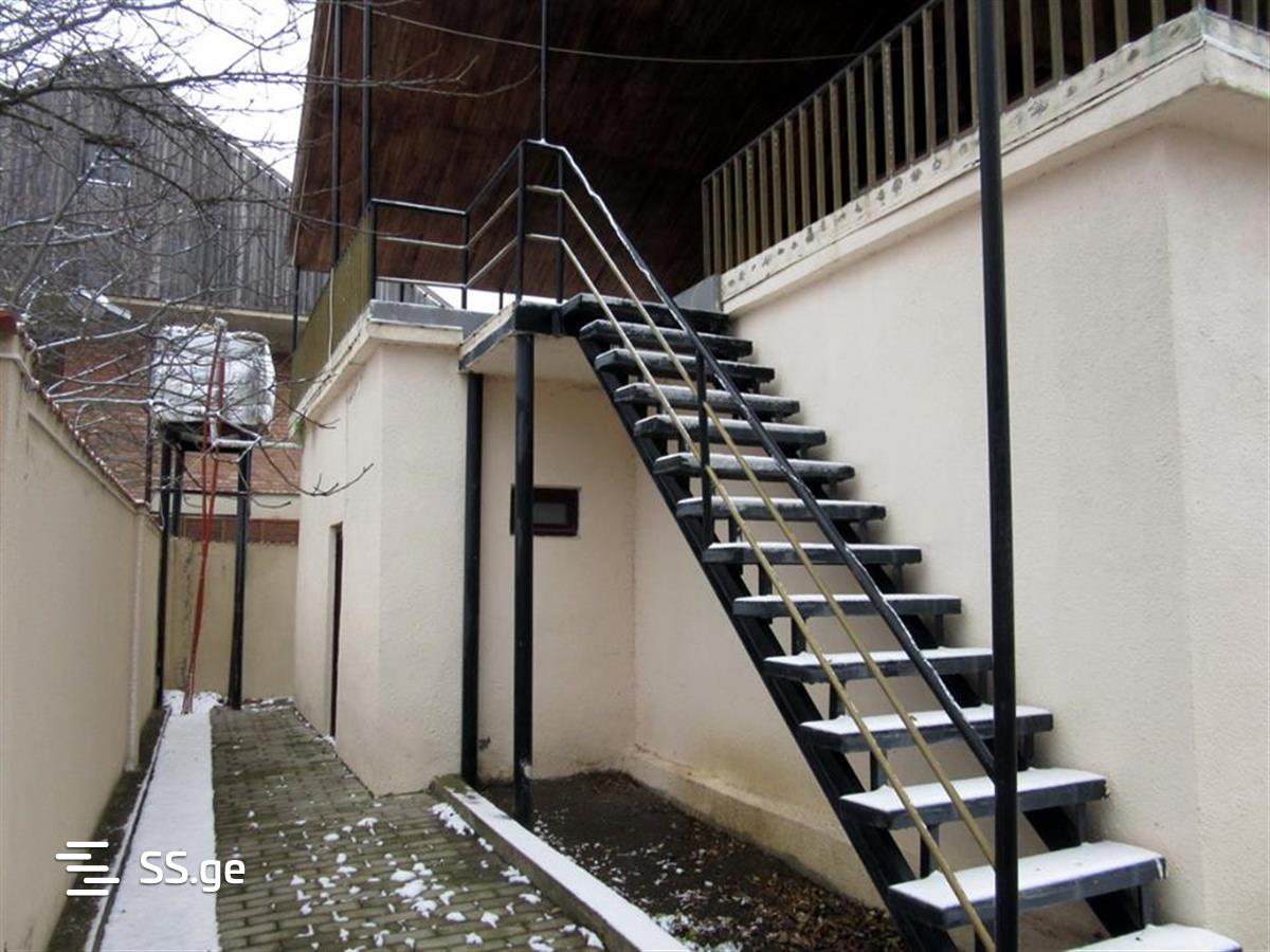 8 Room Summer Cottage For Sale view 5