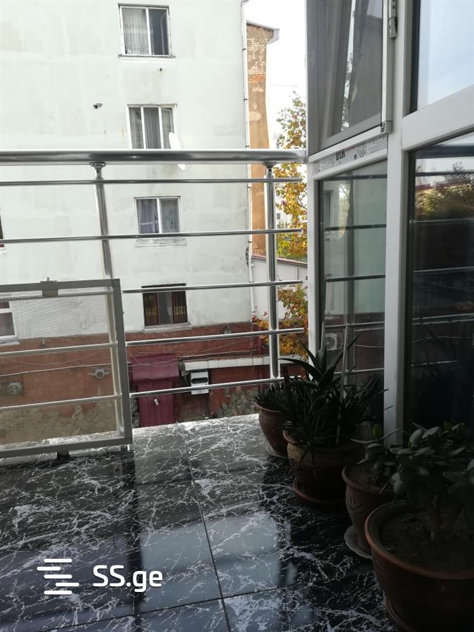 2 Room Flat Daily Rent. Poti view 10