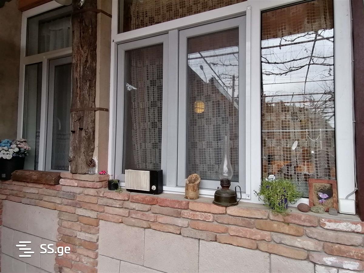 2 Room Private House Daily Rent. Borjomi view 8