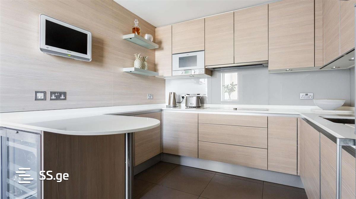 4 Room Flat For Rent. Sololaki view 10