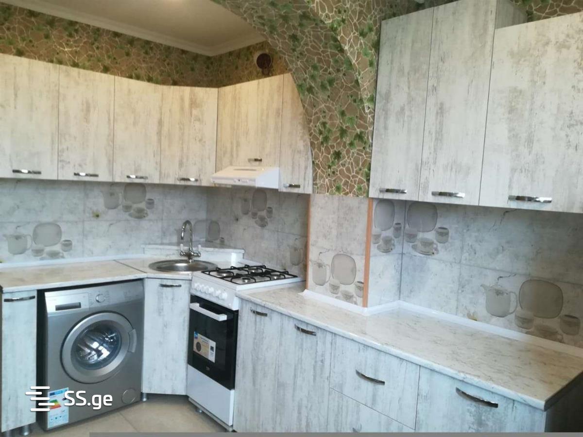 2 Room Flat Daily Rent. Poti view 7