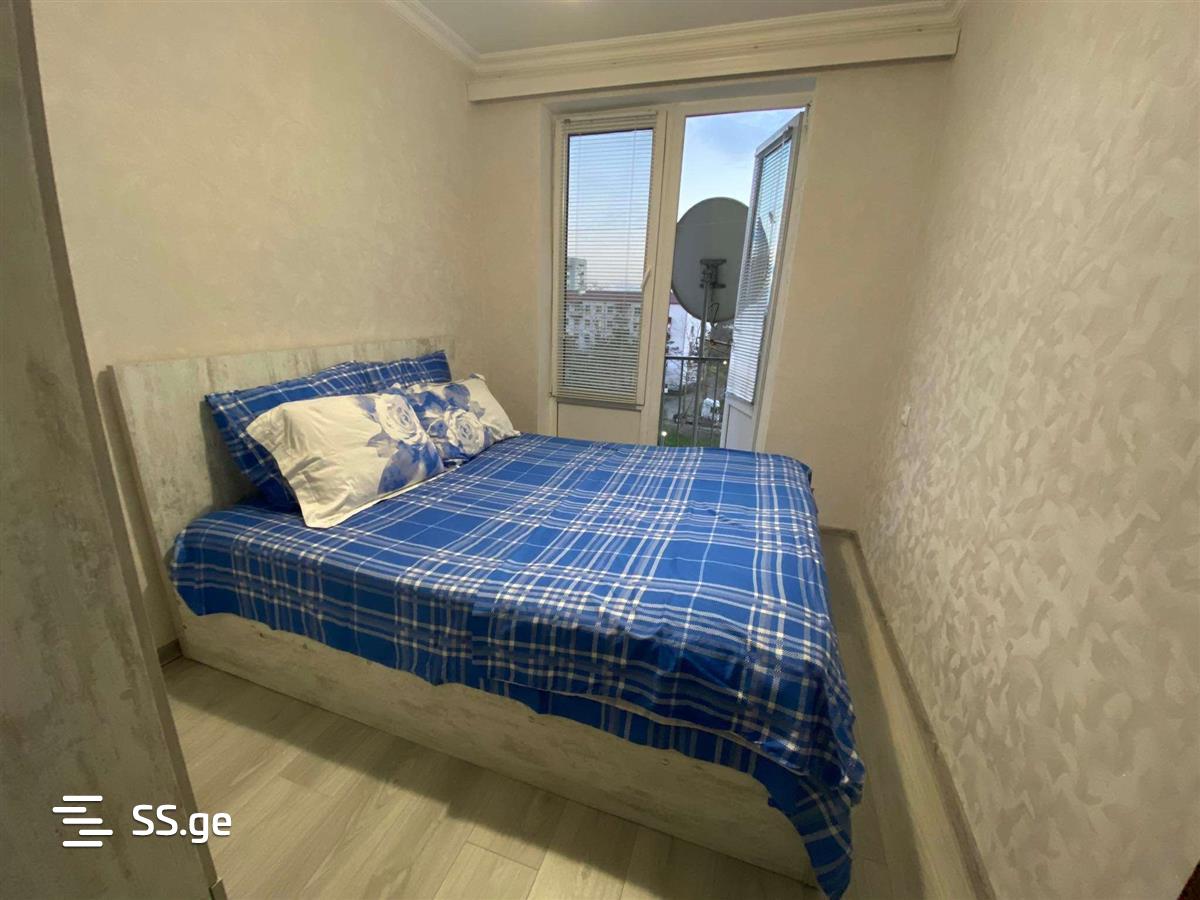 2 Room Flat Daily Rent. Poti view 5