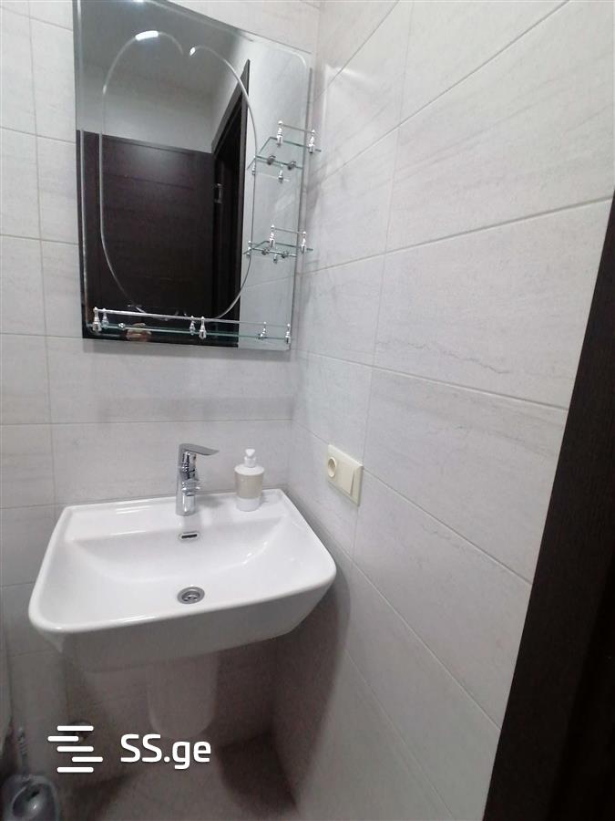 2 Room Flat Daily Rent. Didube view 9