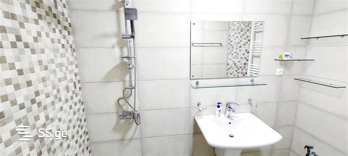 2 Room Flat Daily Rent. Kutaisi view 9