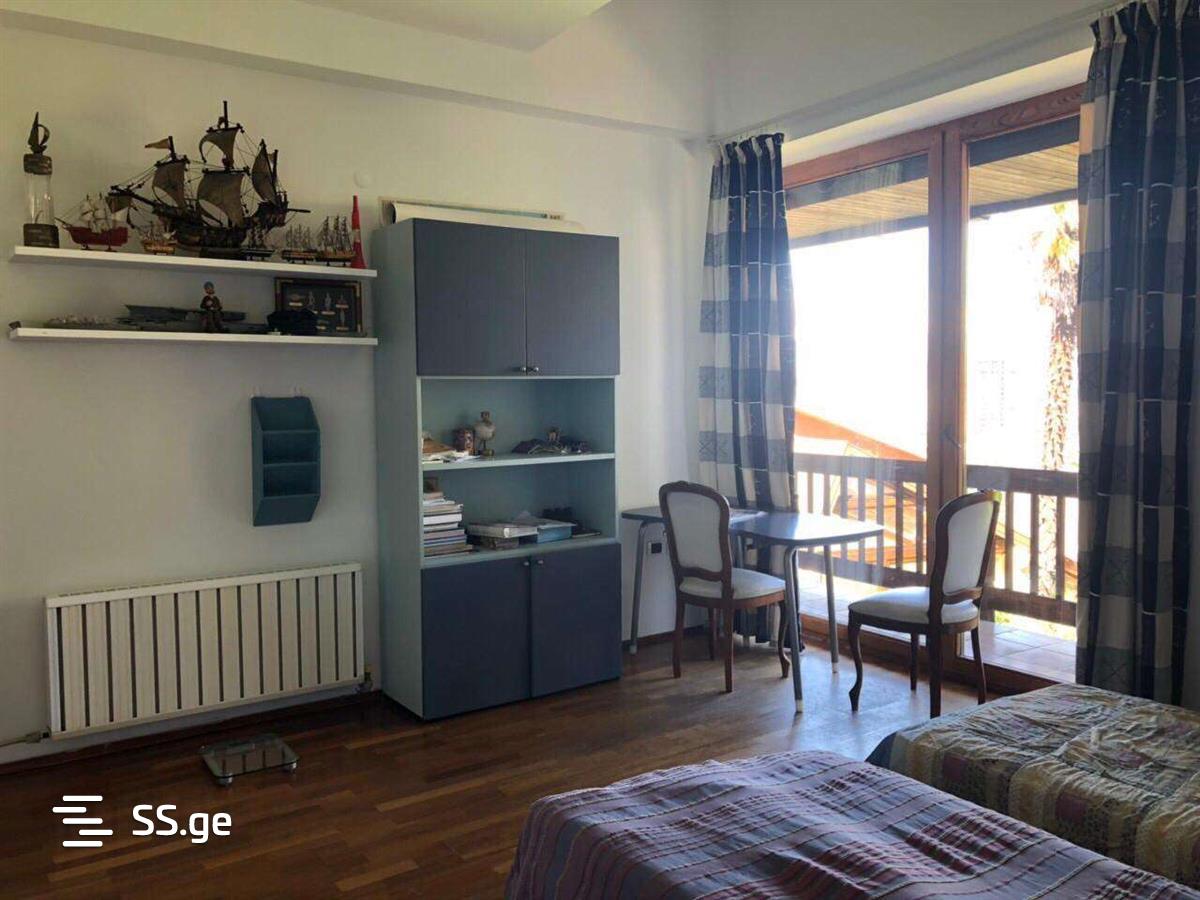 8 Room Private House For Rent. Vake view 6