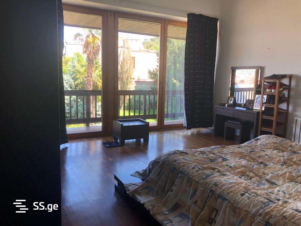 8 Room Private House For Rent. Vake view 8