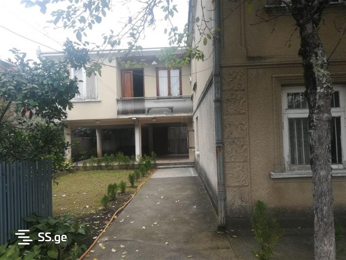 7 Room Private House Daily Rent. Zugdidi view 10