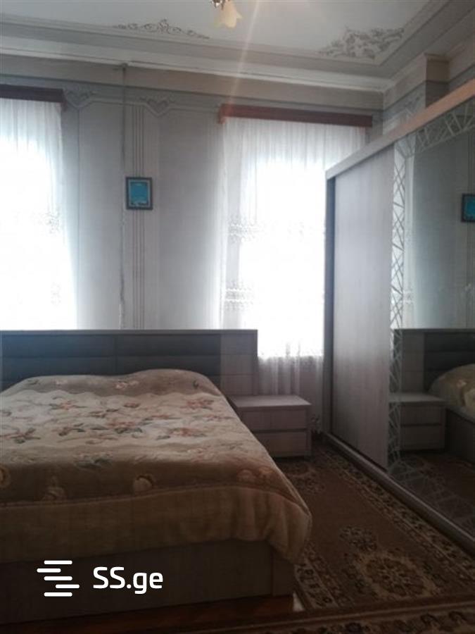7 Room Private House Daily Rent. Zugdidi view 9