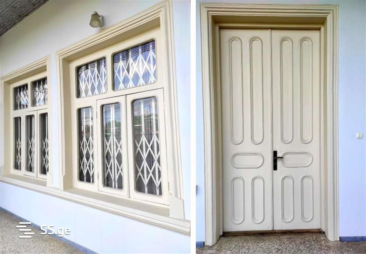 6 Room Private House For Sale view 4