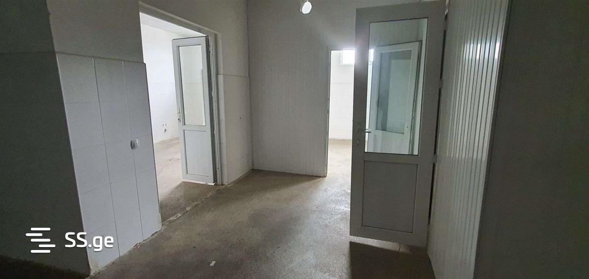 Store/Industrial Property For Rent. Didube view 7