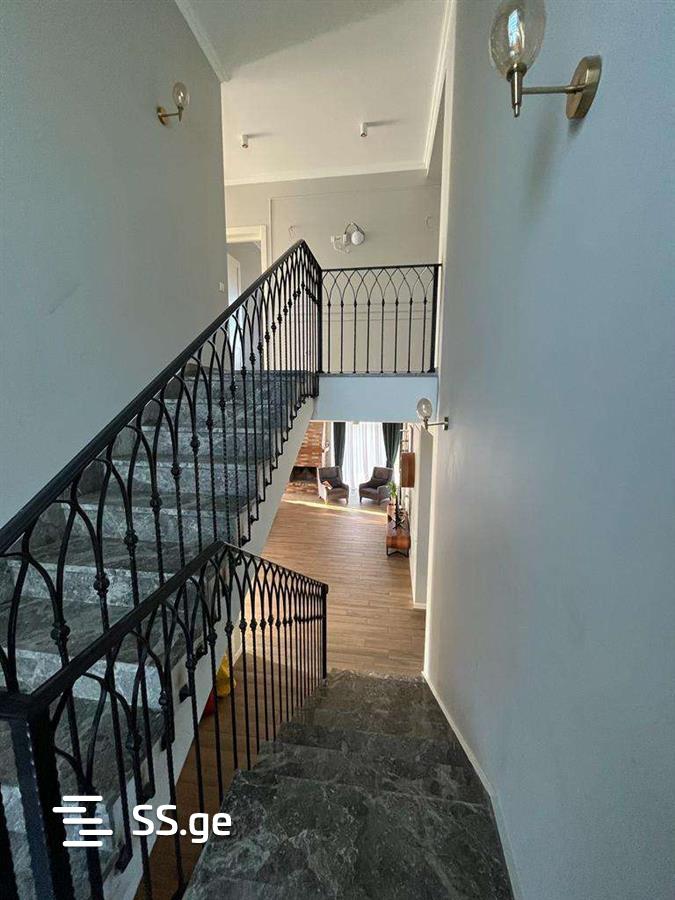 6 Room Private House For Sale view 10