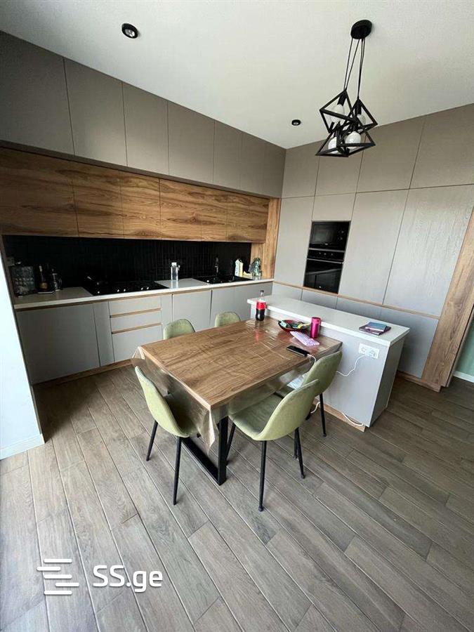6 Room Private House For Sale view 5