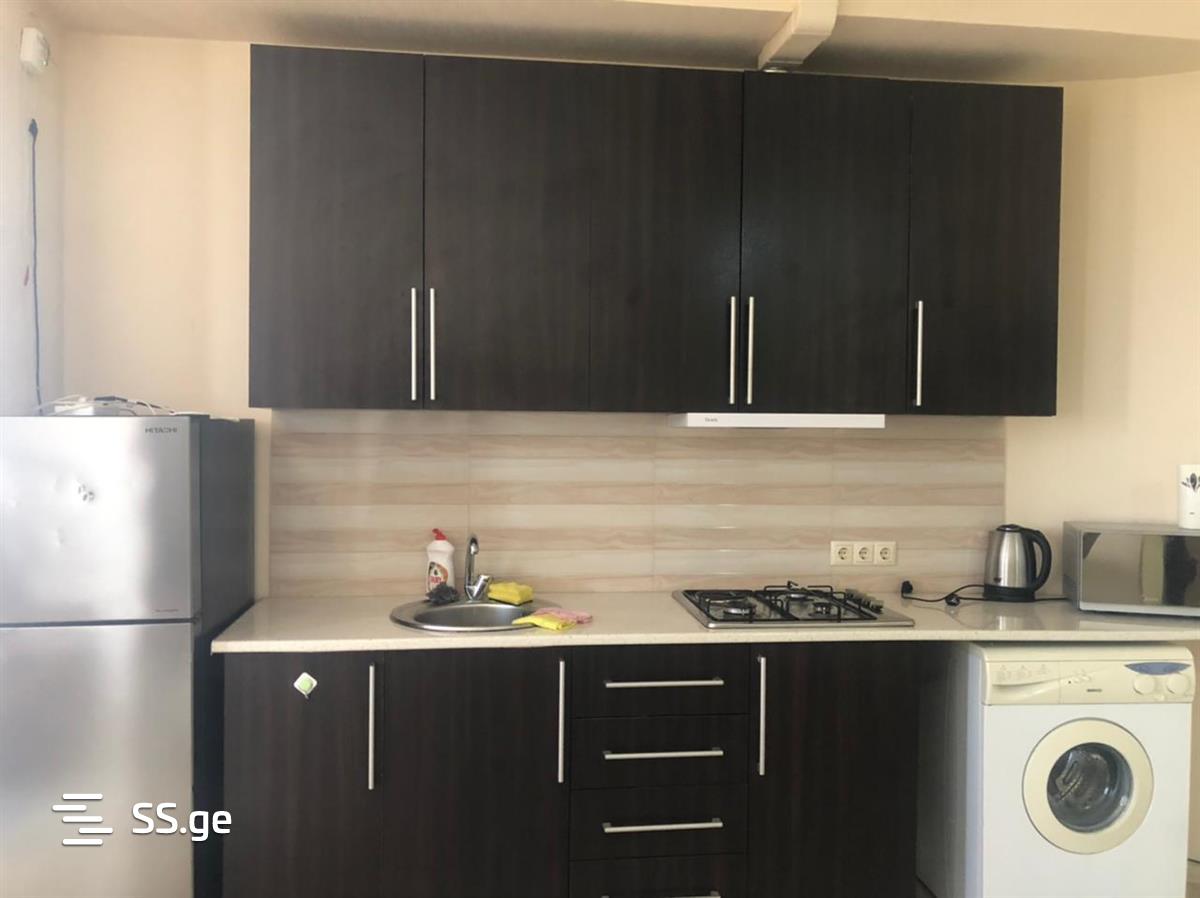 2 Room Flat Daily Rent. Digomi view 2