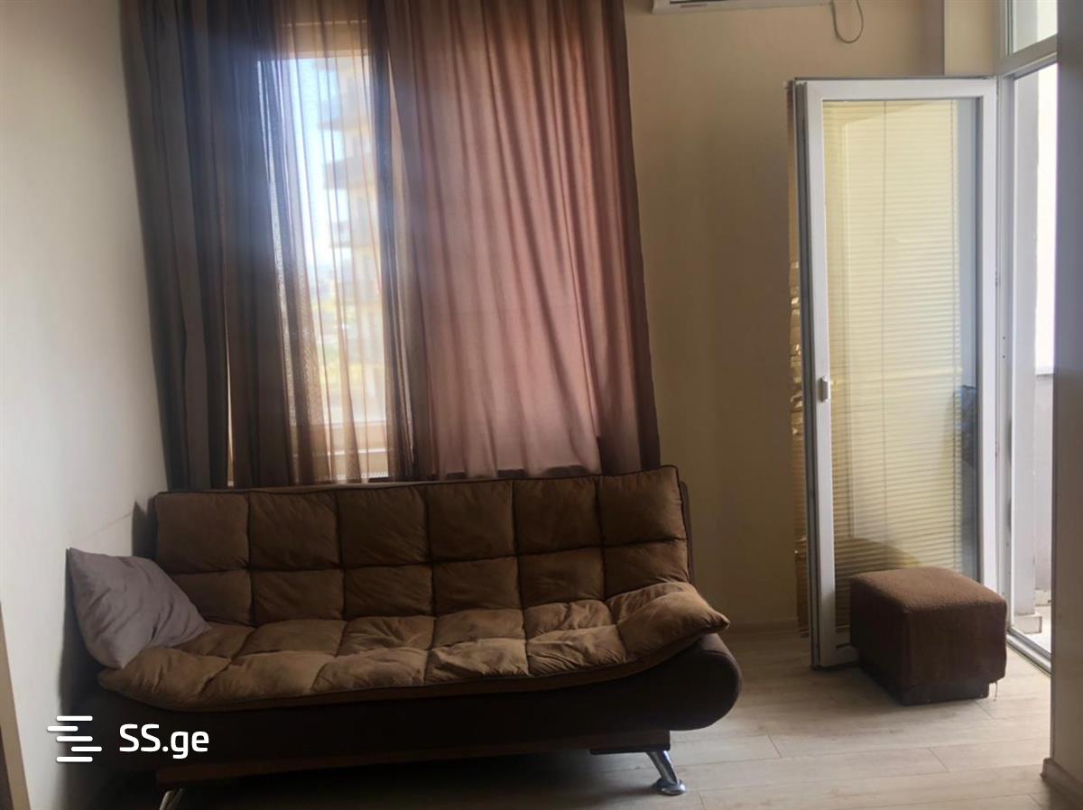 2 Room Flat Daily Rent. Digomi view 5