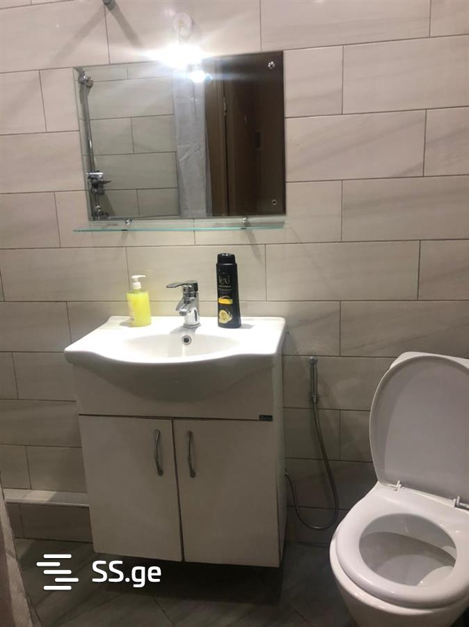 2 Room Flat Daily Rent. Digomi view 3