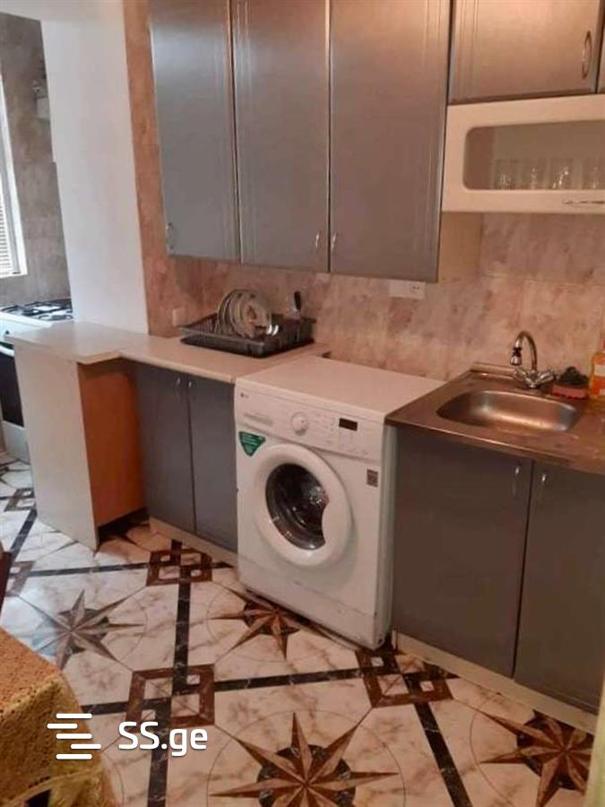 1 Room Flat Daily Rent. Kutaisi view 4