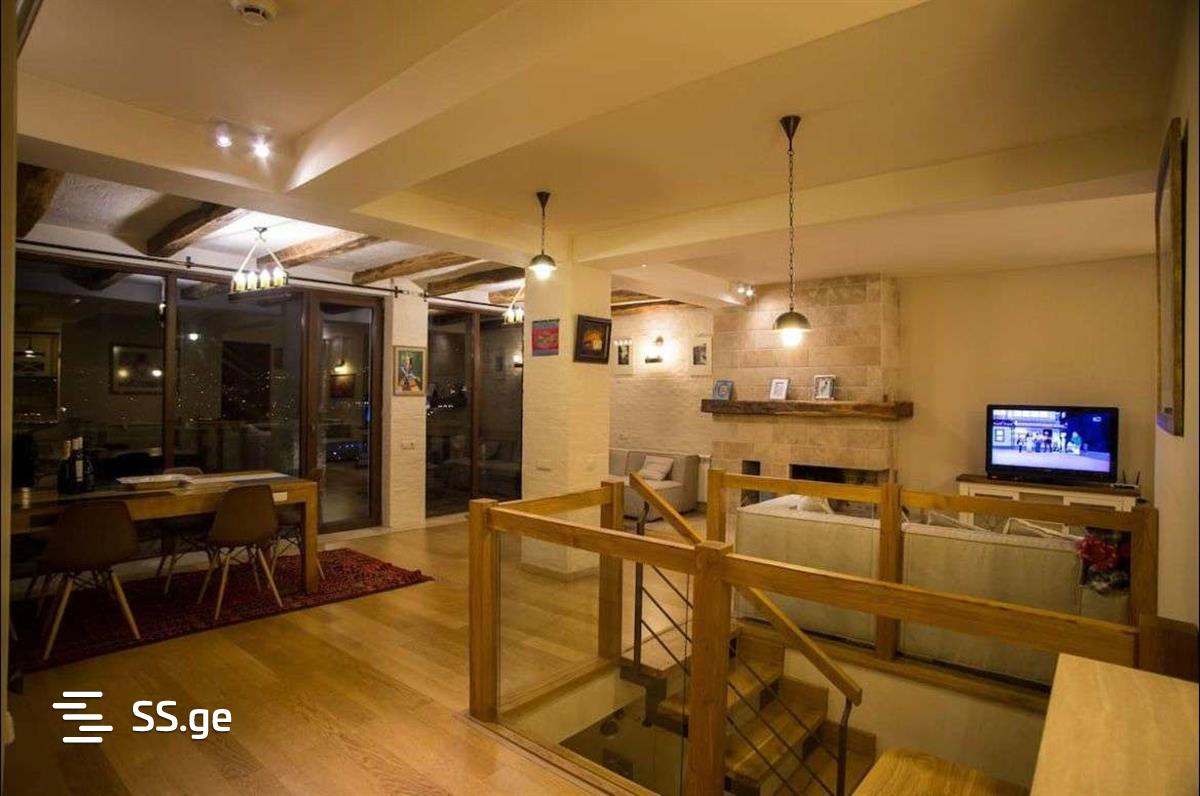 5 Room Private House For Rent. Sololaki view 5