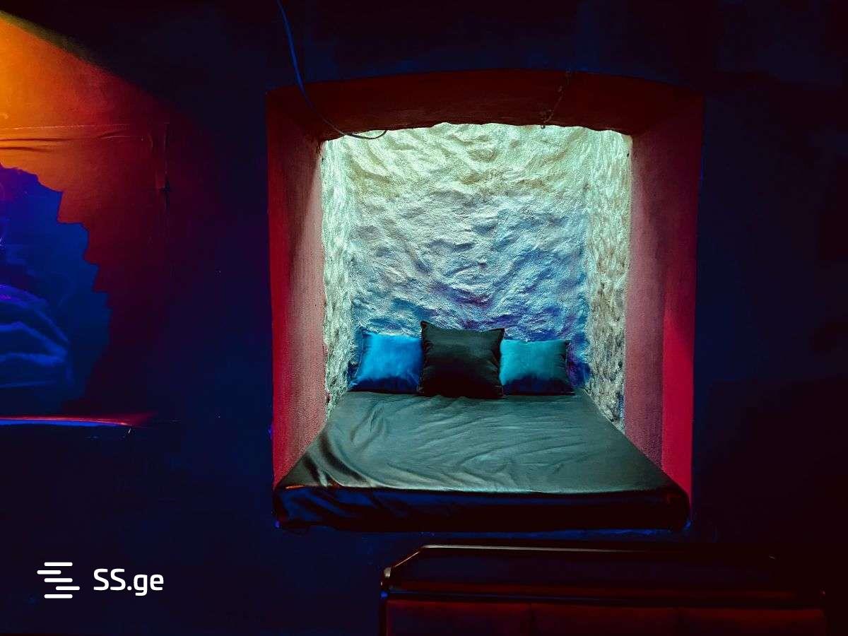1 Room Private House Daily Rent. Chugureti, 5 of 7