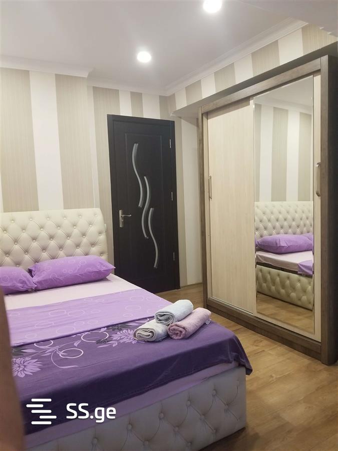 2 Room Flat Daily Rent. Digomi view 1