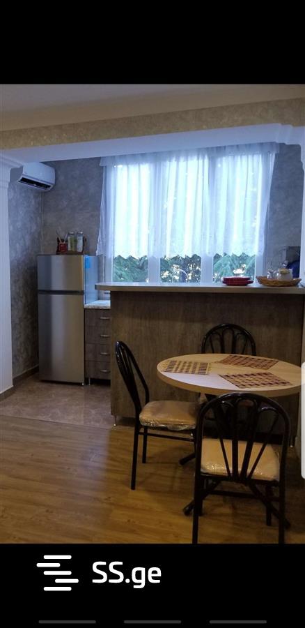 2 Room Flat Daily Rent. Digomi view 4