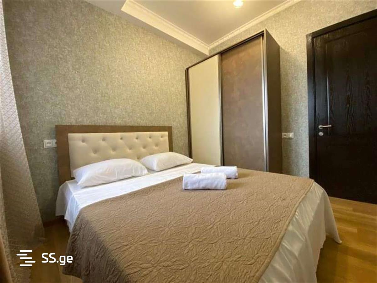 2 Room Flat Daily Rent. Kutaisi view 3