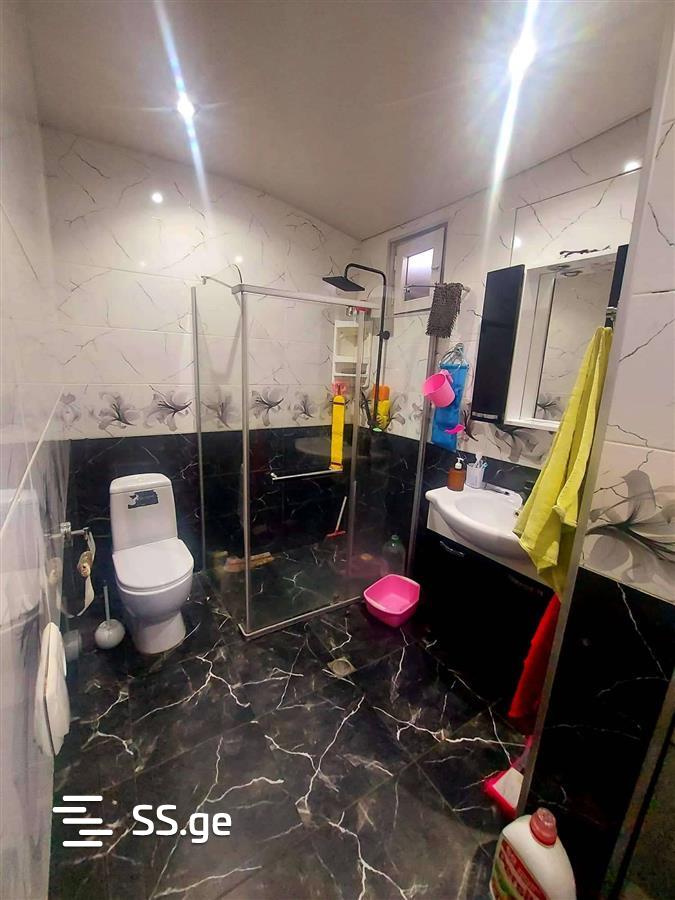 8 Room Private House For Sale view 8