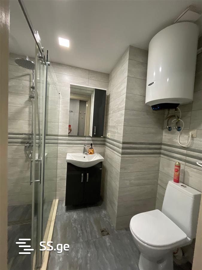 1 Room Flat Daily Rent. Batumi view 10