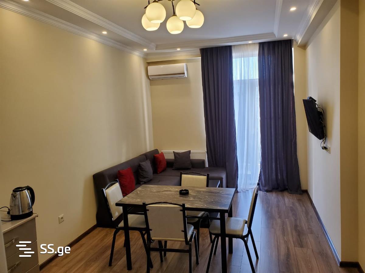 3 Room Flat Daily Rent. Didube view 5