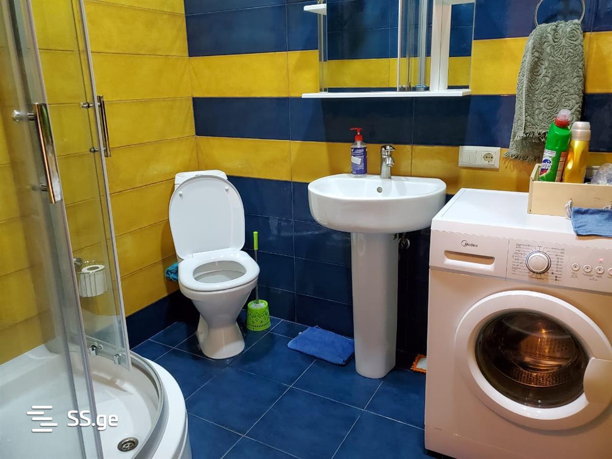 3 Room Flat Daily Rent. Didube view 4