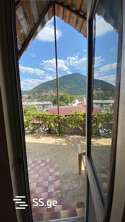 6 Room Private House For Sale view 3
