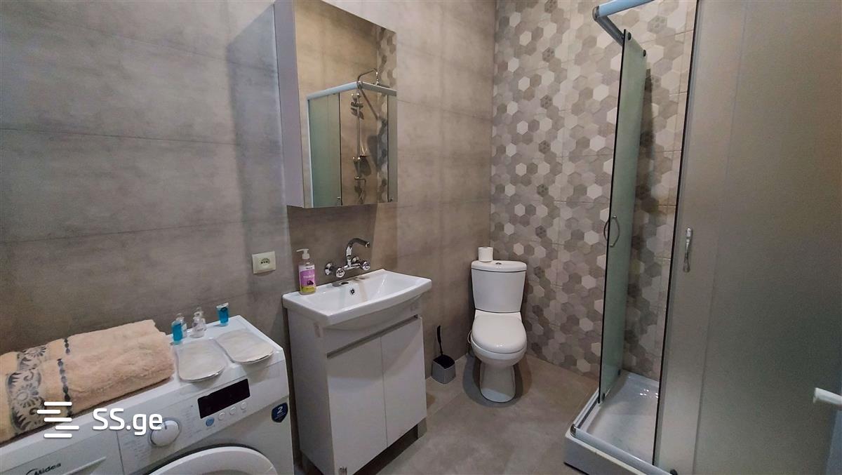 1 Room Flat Daily Rent. Gldani view 4