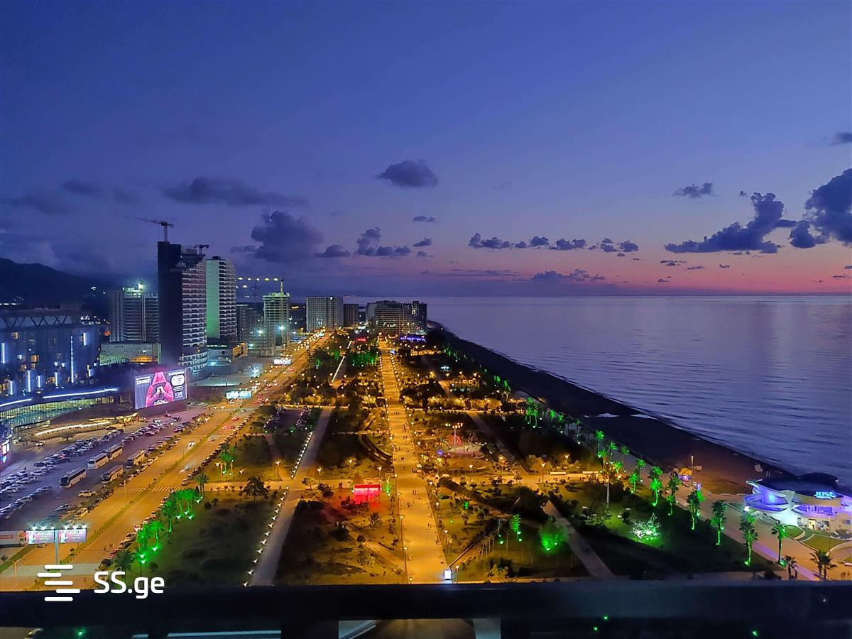 1 Room Flat Daily Rent. Batumi view 1