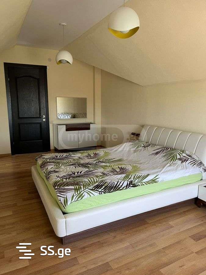 7 Room Summer Cottage For Sale view 2