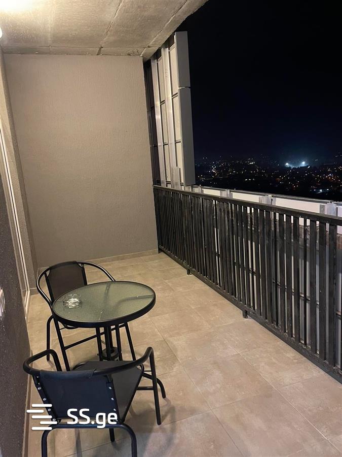 2 Room Flat Daily Rent. Isani view 11