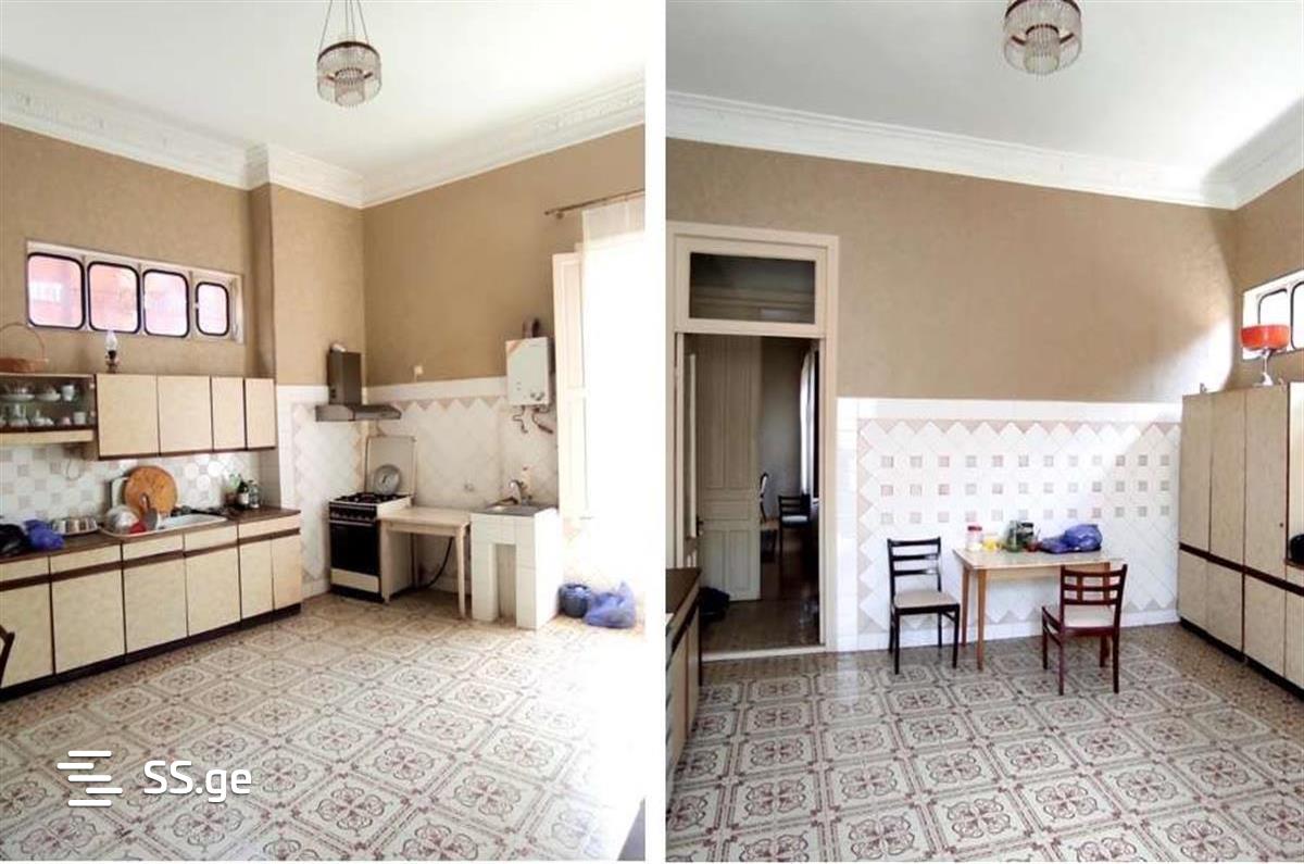 6 Room Private House For Sale view 8