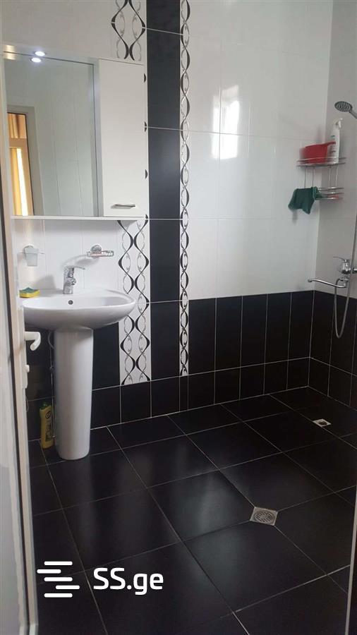 4 Room Flat Daily Rent. Tskaltubo view 5