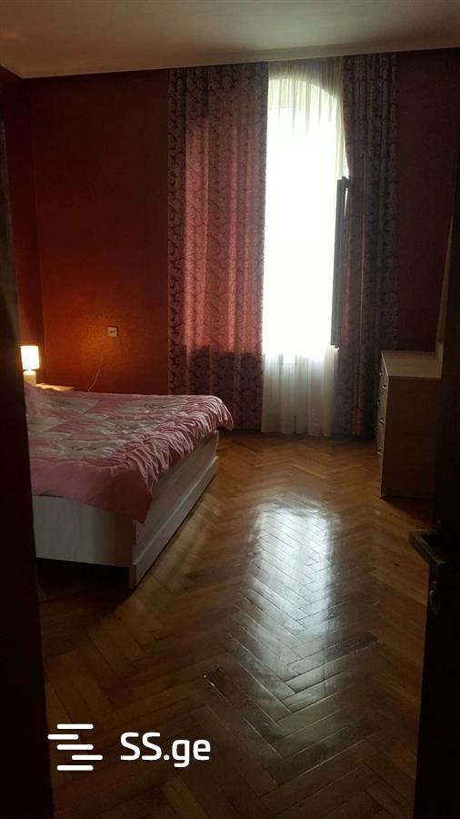 4 Room Flat Daily Rent. Tskaltubo view 6