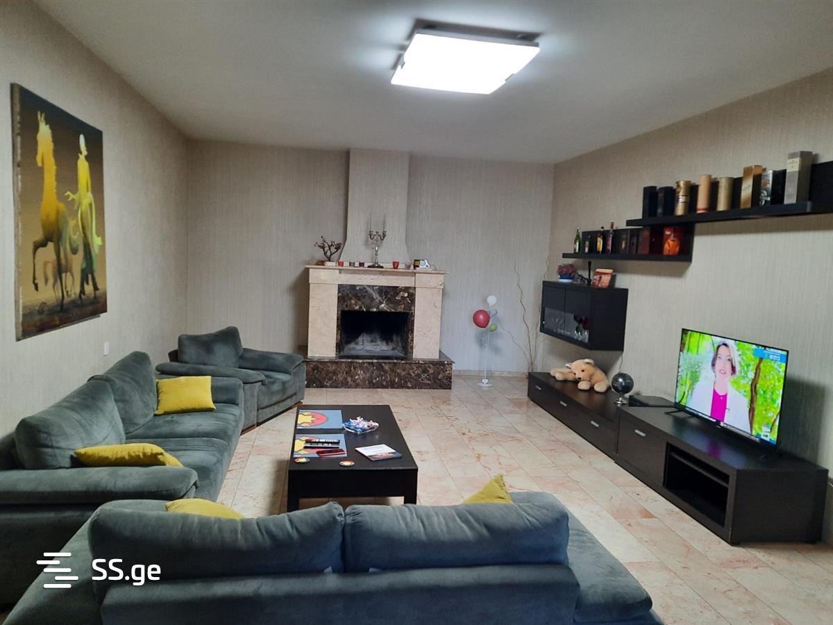 5 Room Private House For Sale view 1