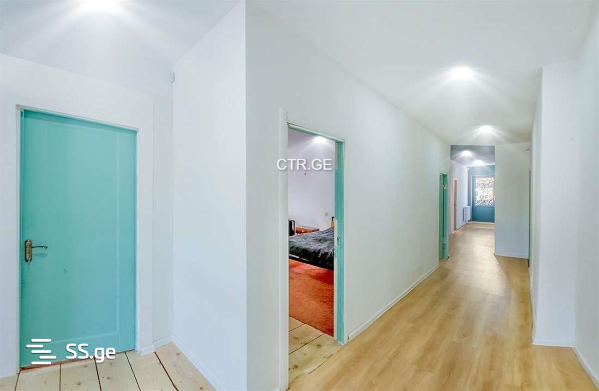 14 Room Private House Daily Rent. Bakuriani view 6
