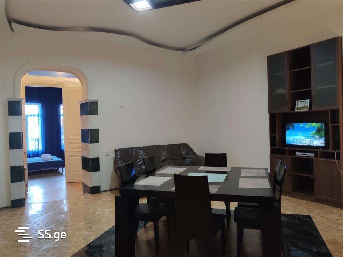 4 room Flat For Rent. Sololaki - Aanzicht 5