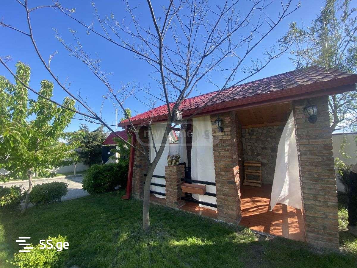 4 Room Summer Cottage Daily Rent. Bazaleti view 10