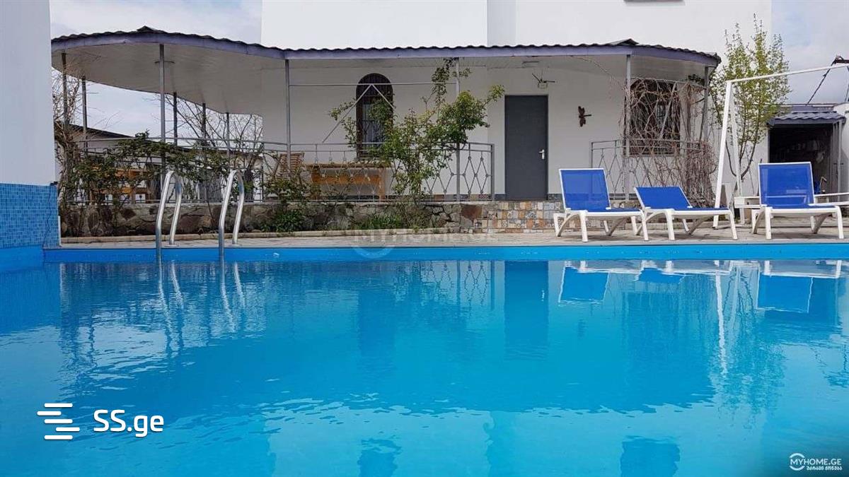 8 Room Summer Cottage Daily Rent. Bazaleti view 6
