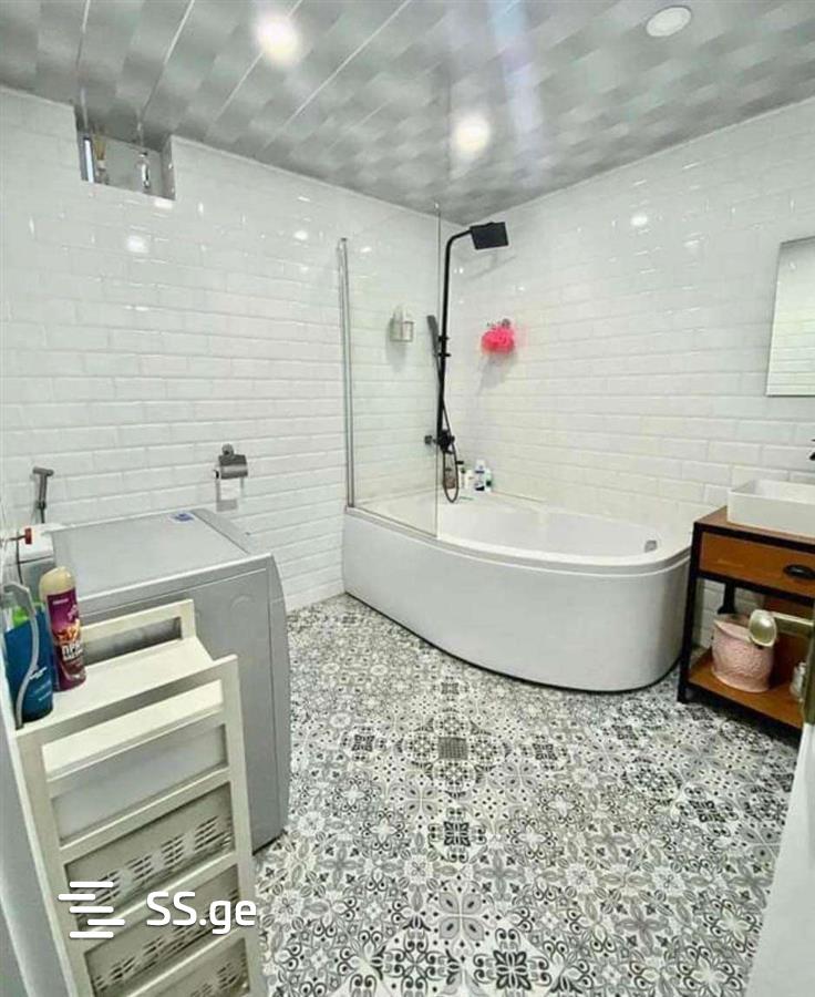4 Room Private House For Rent. Vake view 8