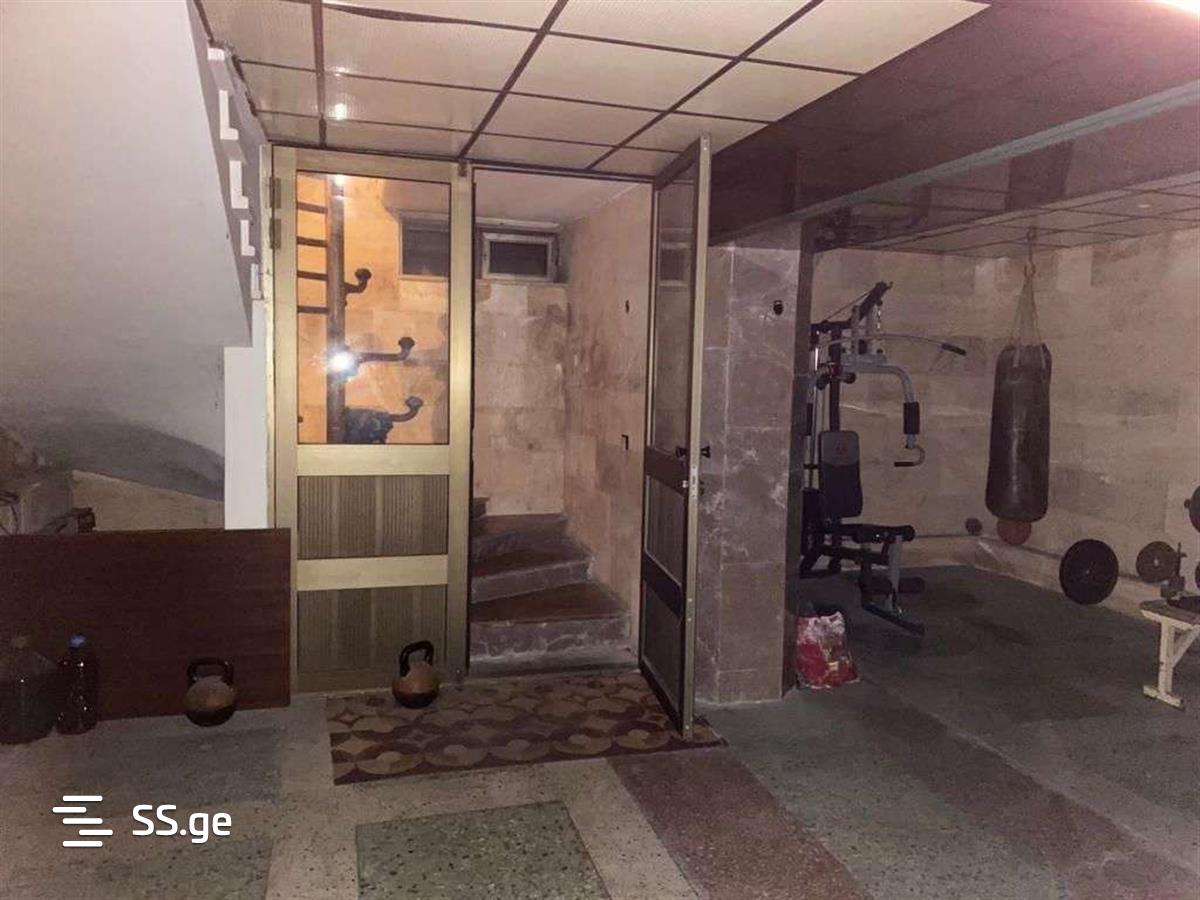 10 Room Private House For Sale, 2 of 4