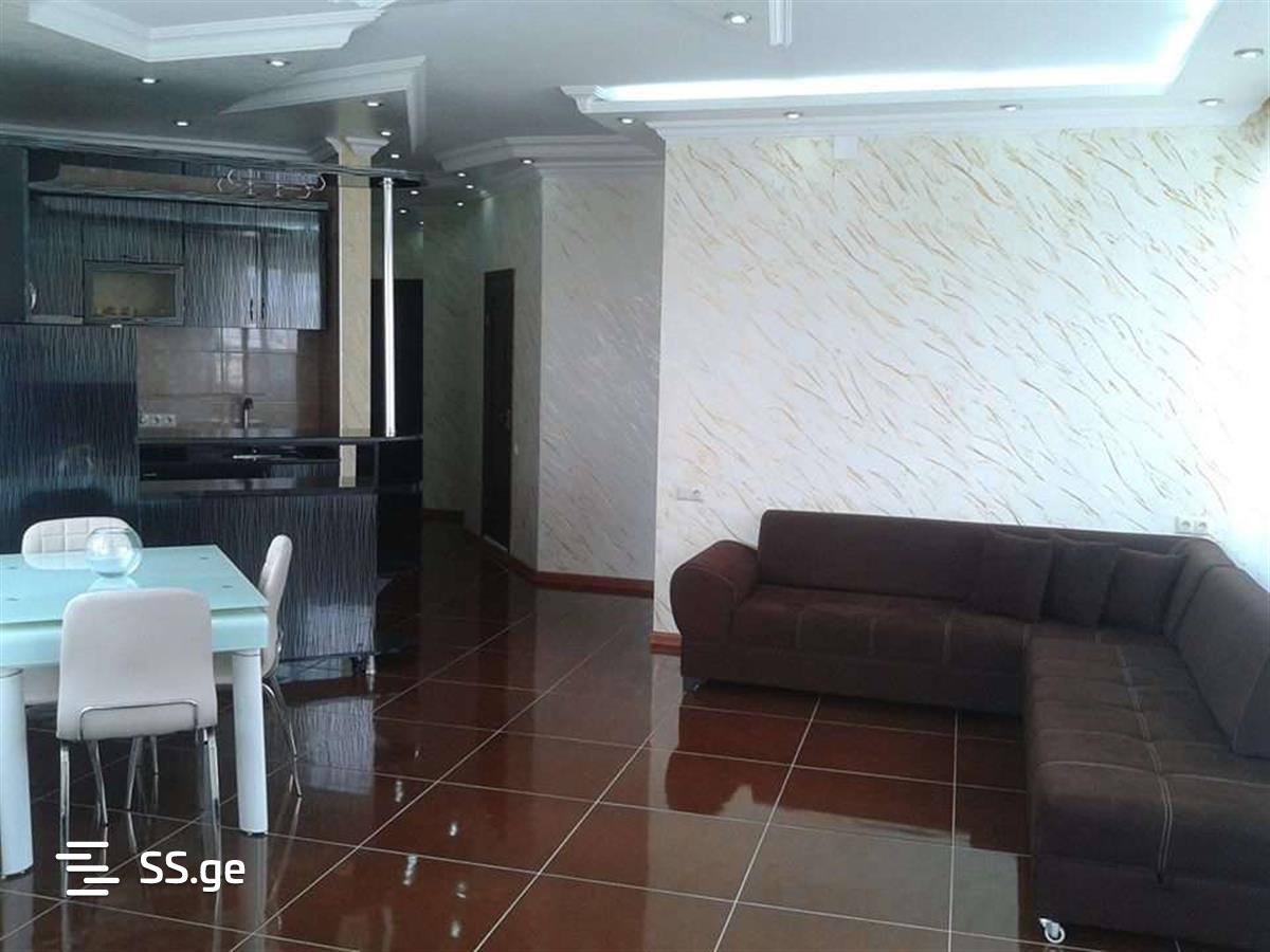 3 Room Flat Daily Rent. Batumi, 3 of 4