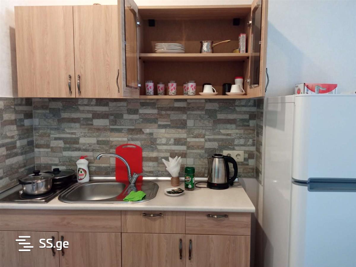 1 Room Flat Daily Rent. Mukhiani view 11